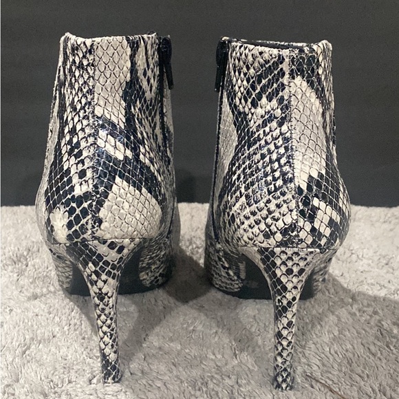 Snakeskin Print Heeled Booties - Picture 5 of 7